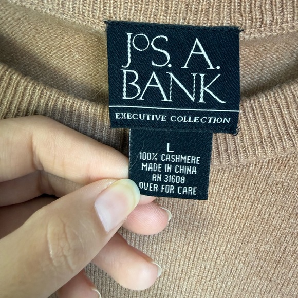 J.S. Bank 100% Cashmere Crewneck Sweater Tan Camel Executive Collection Size L - Picture 3 of 4
